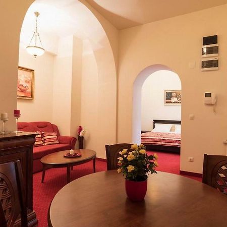 Apartament Baroc Temesvár Kültér fotó