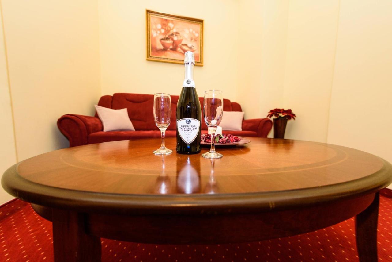 Apartament Baroc Temesvár Kültér fotó